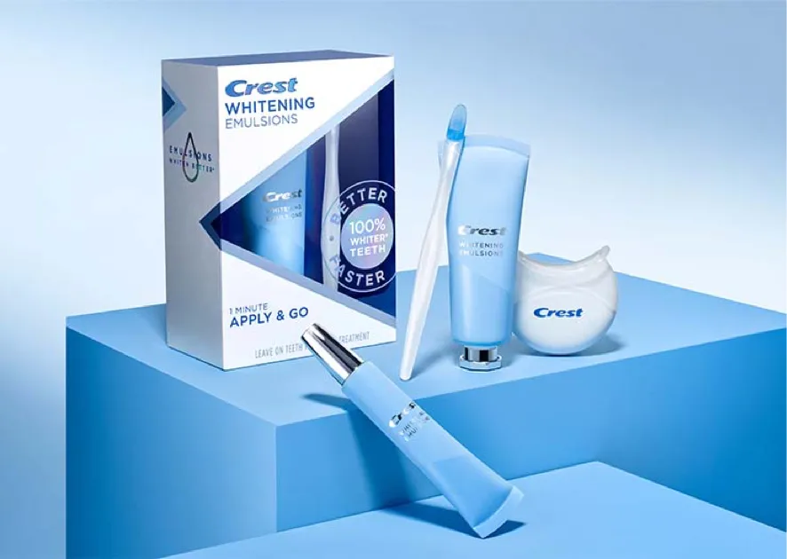 33015 crest whitestrips 1