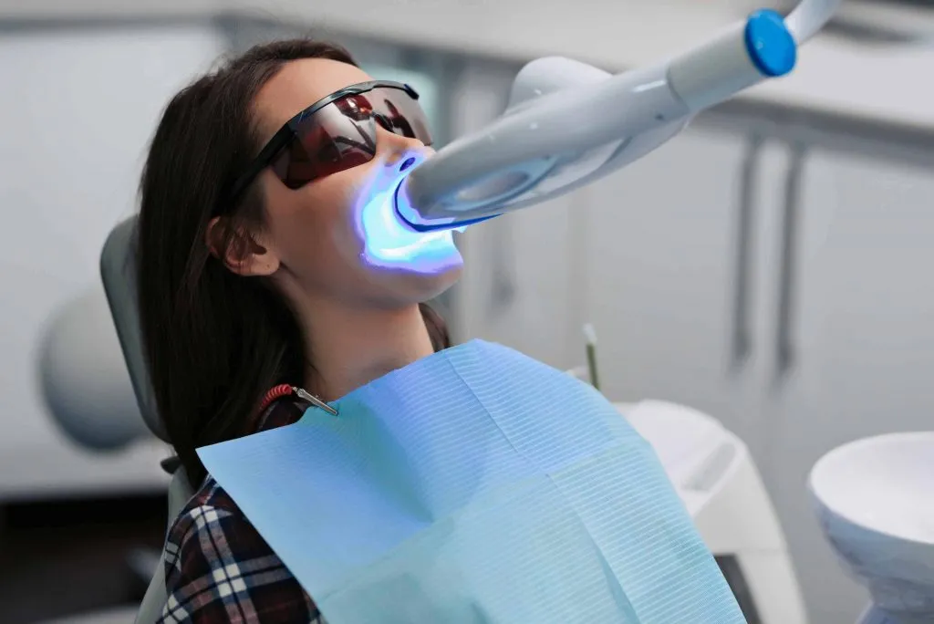 33018 zoom whitening calgary image2