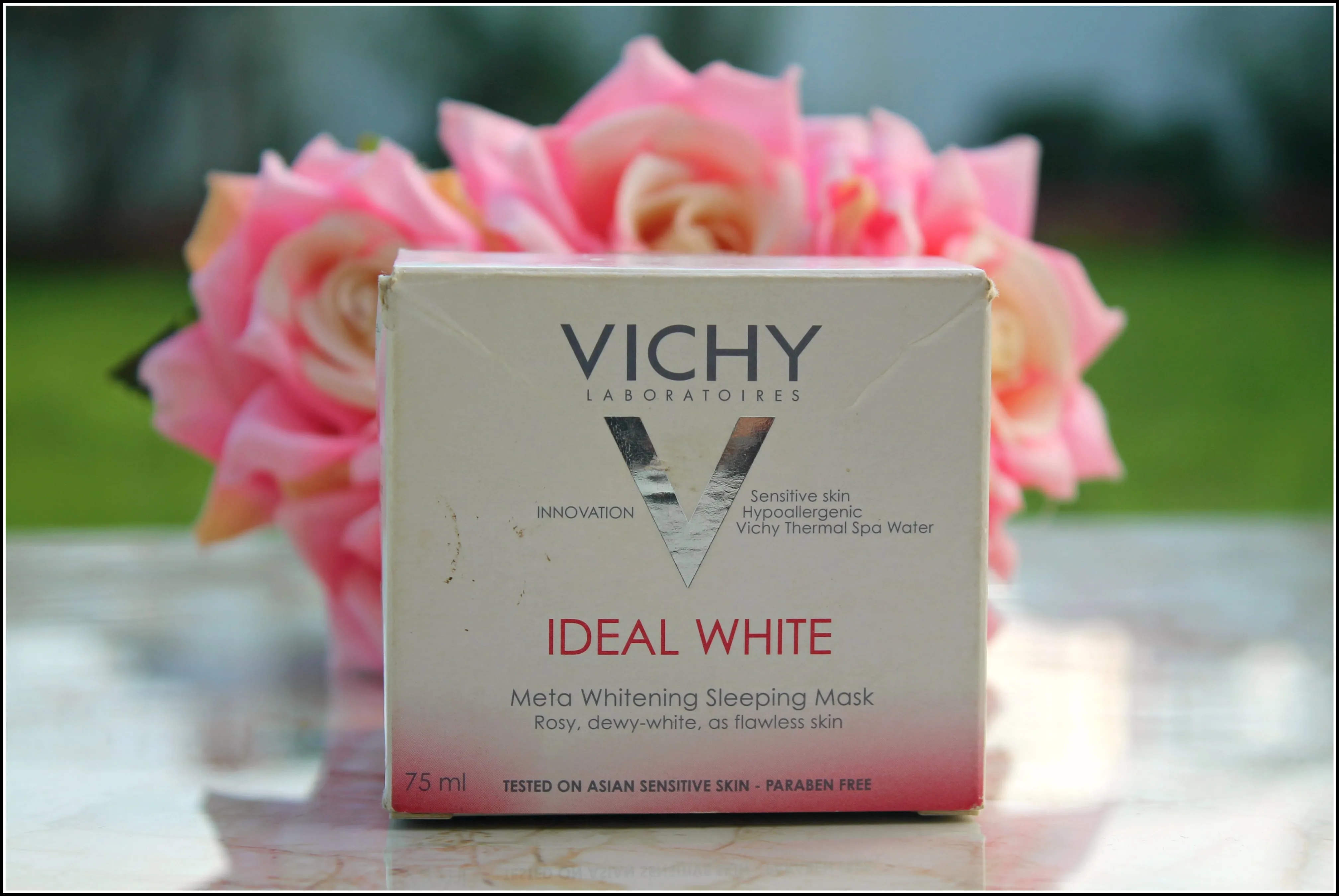 33027 vichy ideal white mask application