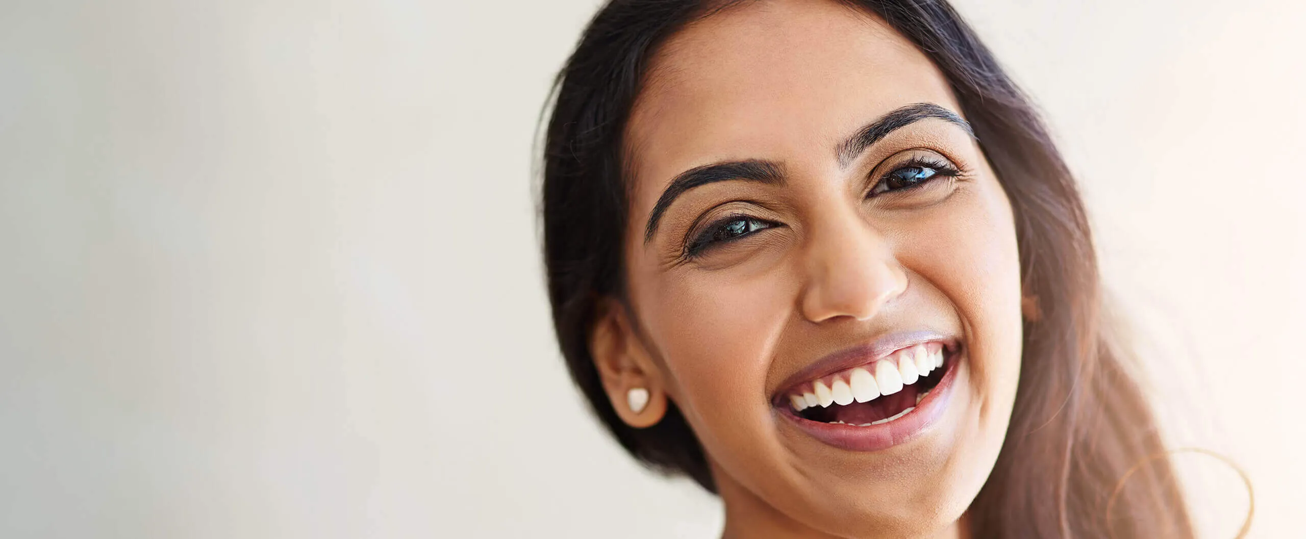 /img/33034-teeth-whitening-results.webp
