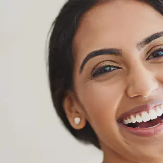 /img/33034-teeth-whitening-results.webp