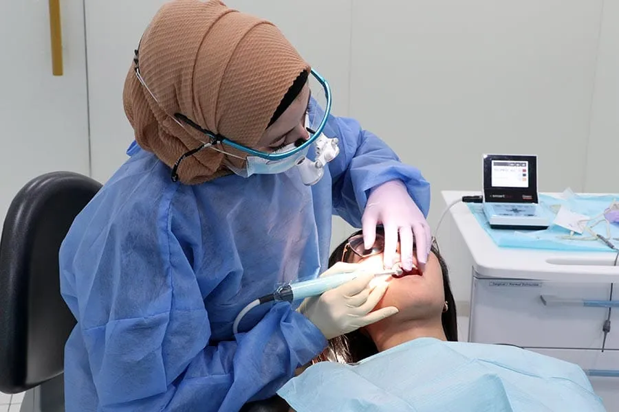 /img/33039-teeth-whitening-sharjah-cost.webp