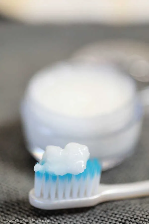 33102 hydrogen peroxide teeth